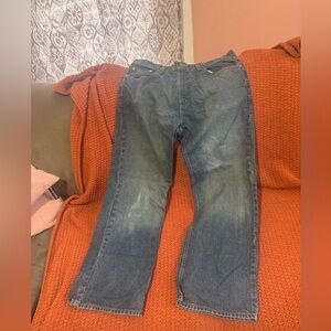 Perry Ellis Relaxed Fit Blue Jeans